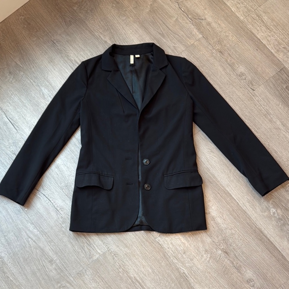 Classic Black Women's Blazer